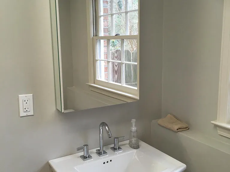 Powder room