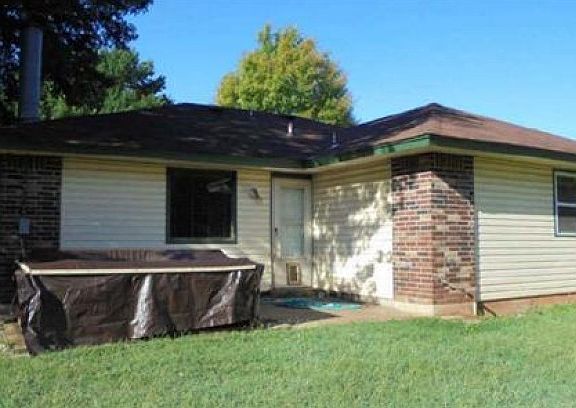 2nd image of 1304 Noel Dr