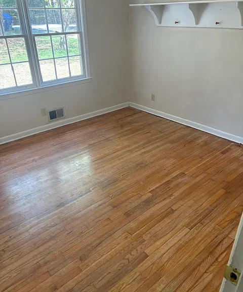 668 Meadowbrook Dr — Photo 3