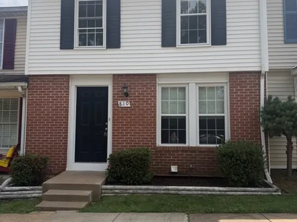 810 Wide Oak Ct, Warrenton, VA 20186