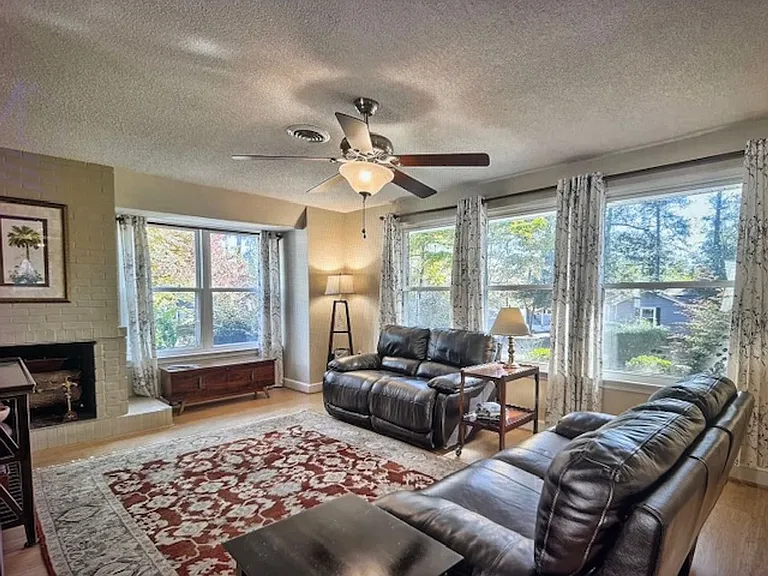 3023 Manchester Rd — Photo 8