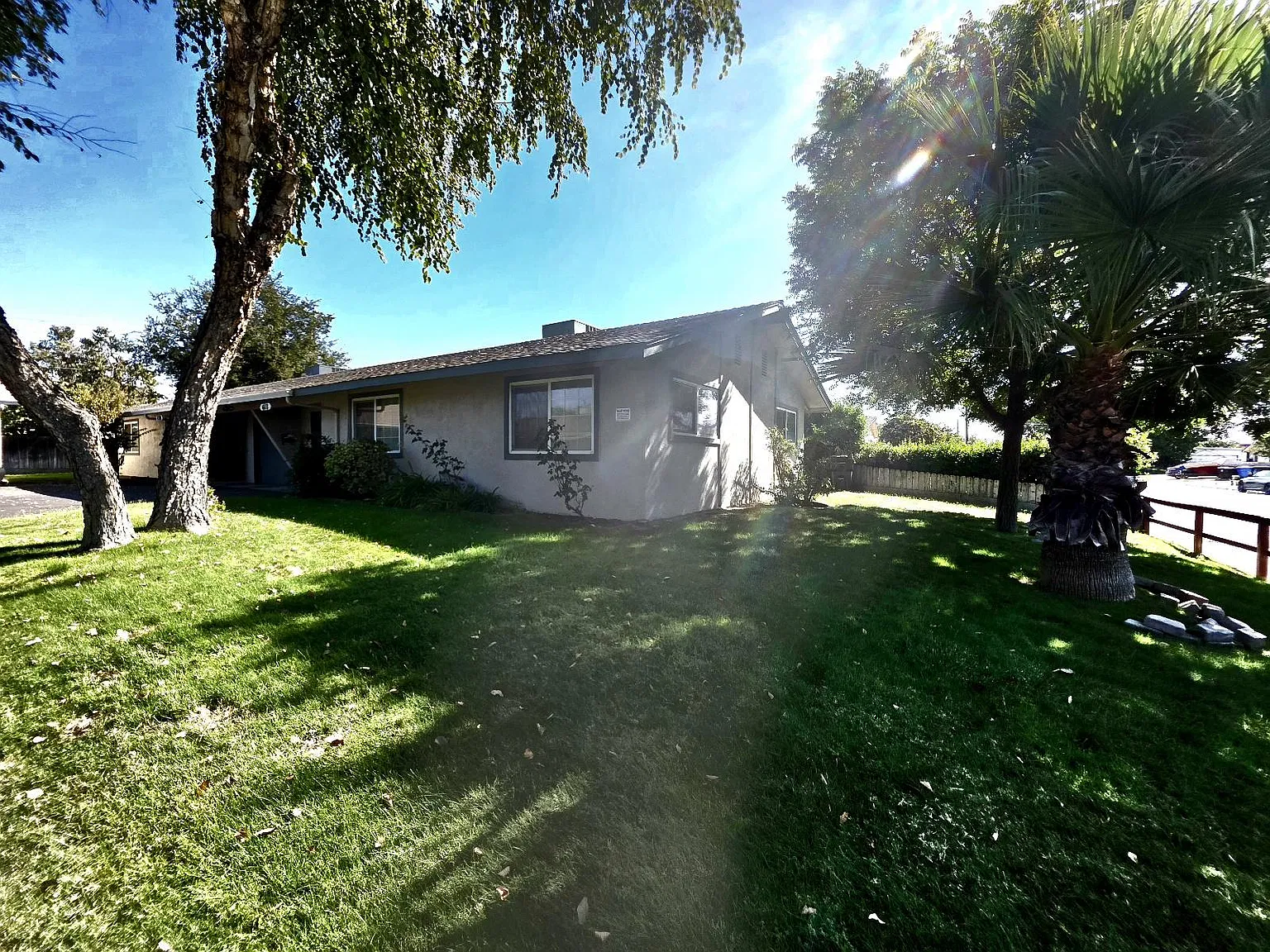 2 bed, $1,800 — Photo 2