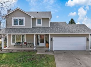 304 SW Clark Ln, Grimes, IA 50111
