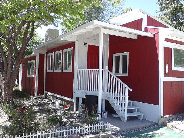 1st image of 676 Brentwood Dr Unit 13