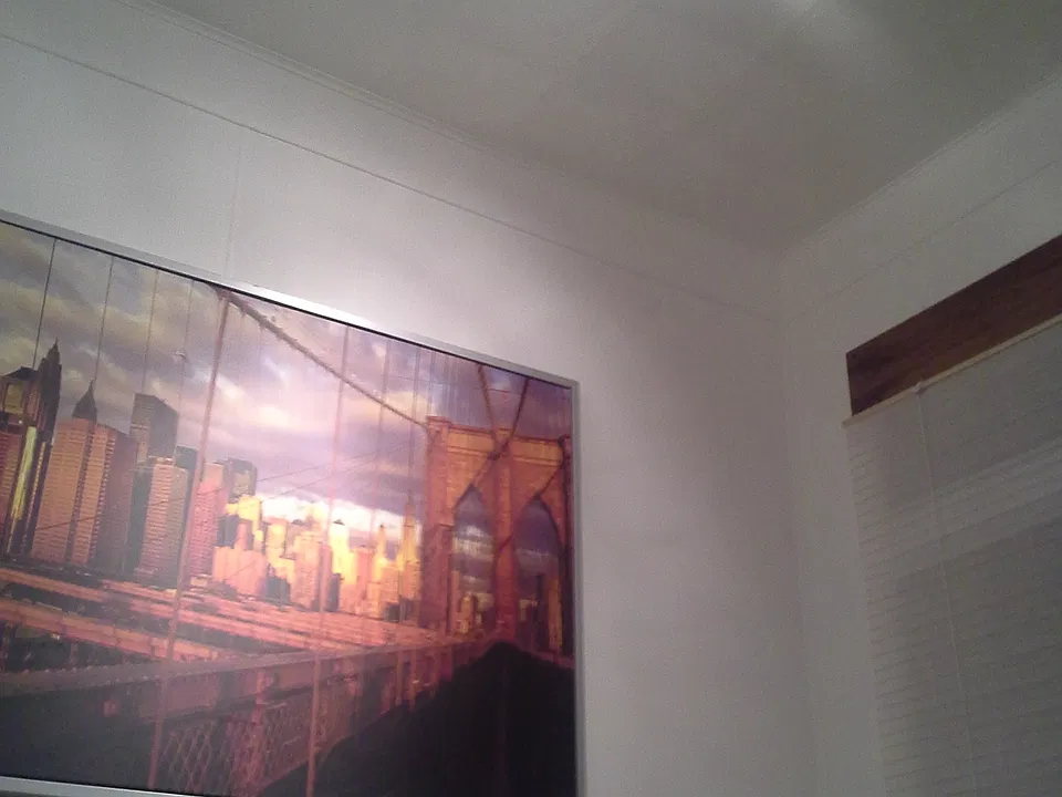 Track  in recessed lighting 