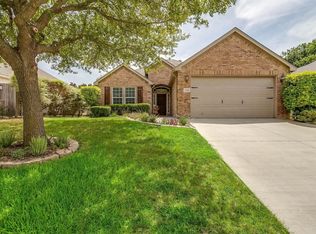 5216 Estrella Ln, Benbrook, TX 76126