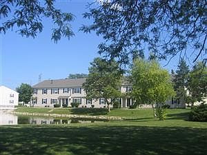 2nd image of 3613 Lakepointe Dr APT 104
