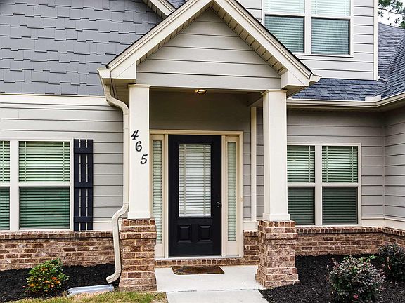 2nd image of 465 Henslowe Ln
