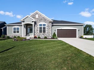 6615 Wolf Holw, Windsor, WI 53598