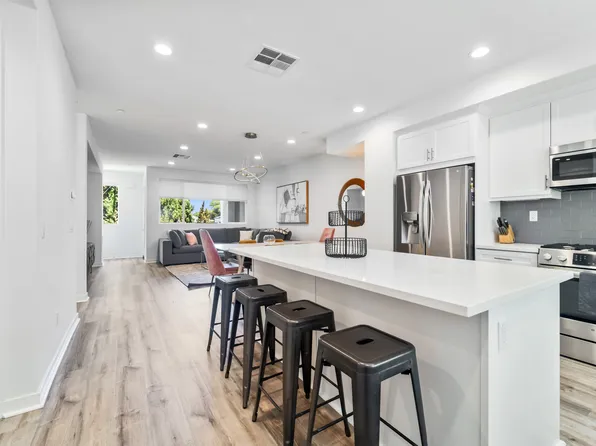 13225 W Lumina Way, Van Nuys, CA 91401