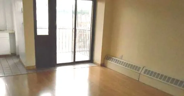 Rented by Kinyu Realty | media 14