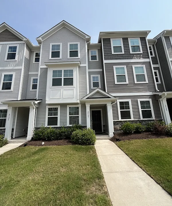 2527 Laurel Valley Way #1
