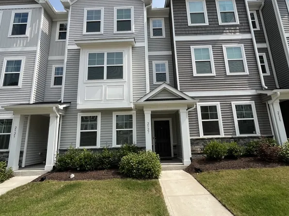 2527 Laurel Valley Way #1, Raleigh, NC 27604