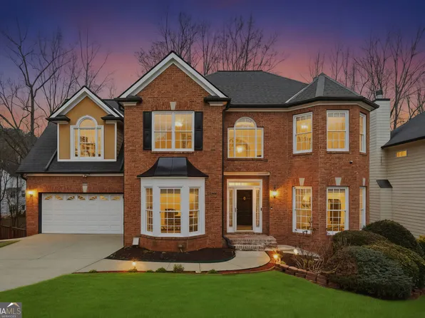 220 Ridge Bluff Ln, Suwanee, GA 30024