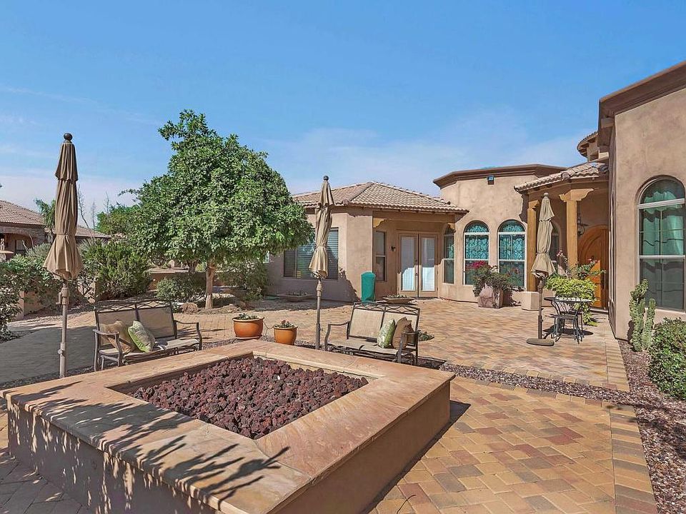 1st image of 2716 E Canyon Pl
