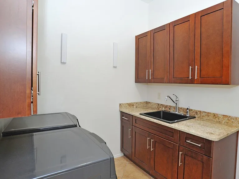 12547 N New Reflection Dr — Photo 32