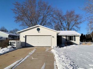 2111 Browning Dr, Janesville, WI 53546