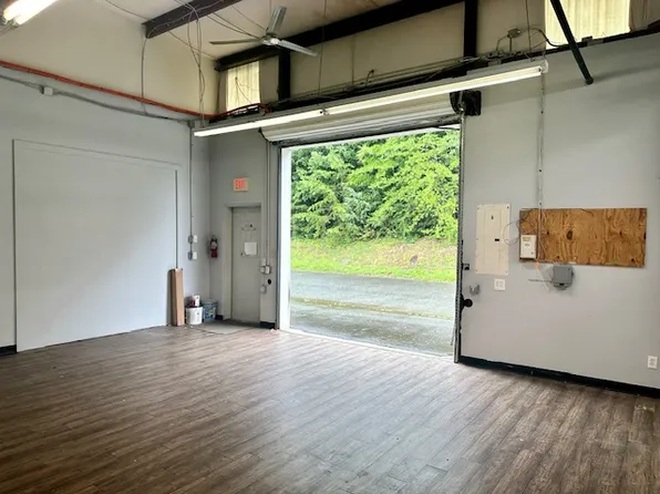 Alamance Road - 3653, 3653 Alamance Rd, Burlington, NC 27215