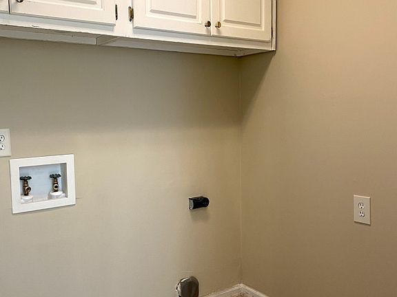 5th image of 2314 Dobbs Dr