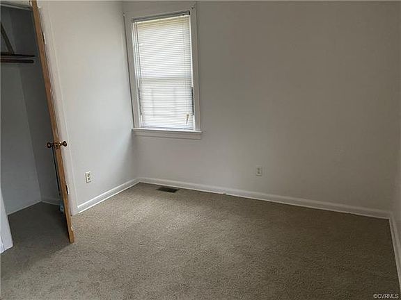 4th image of 3004 Cliff Ave