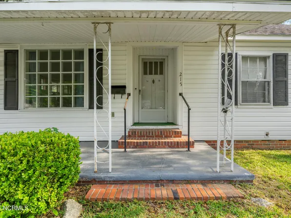 215 E Smith Street, Whiteville, NC 28472