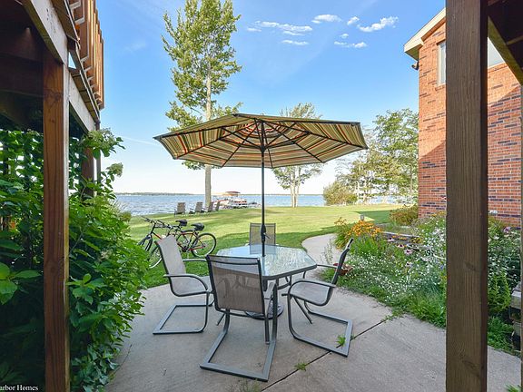 2nd image of 815 E Lake Mitchell Dr #2