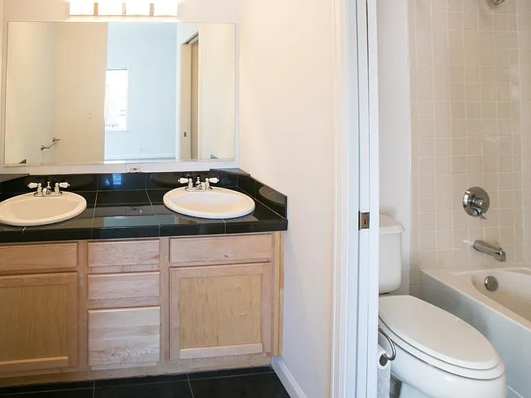 1780 N Washington St #105 — Photo 8