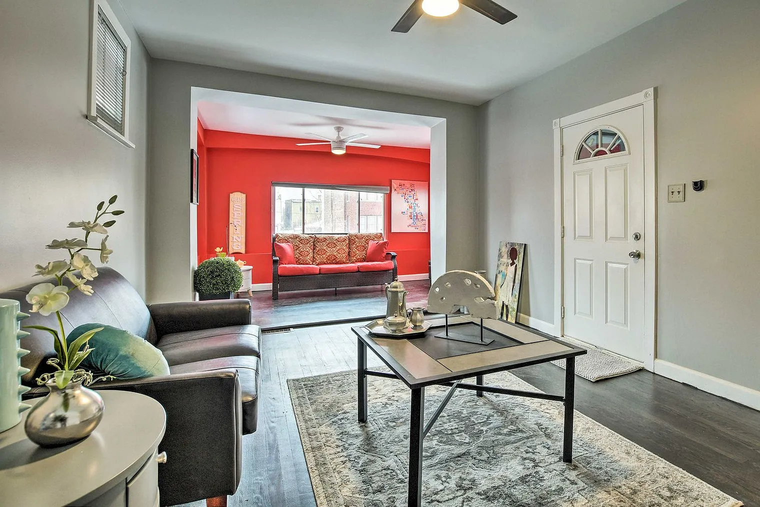 2 bed, 1.0 bath, 1593 sqft, $10,063 — Photo 4