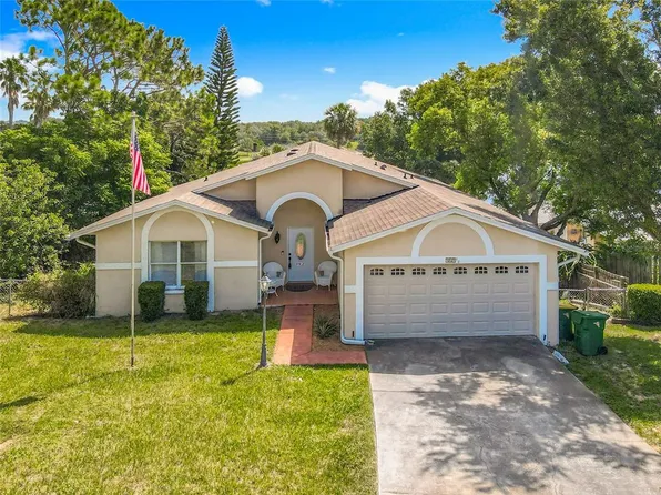 909 1/2 Valentina Dr, Dundee, FL 33838