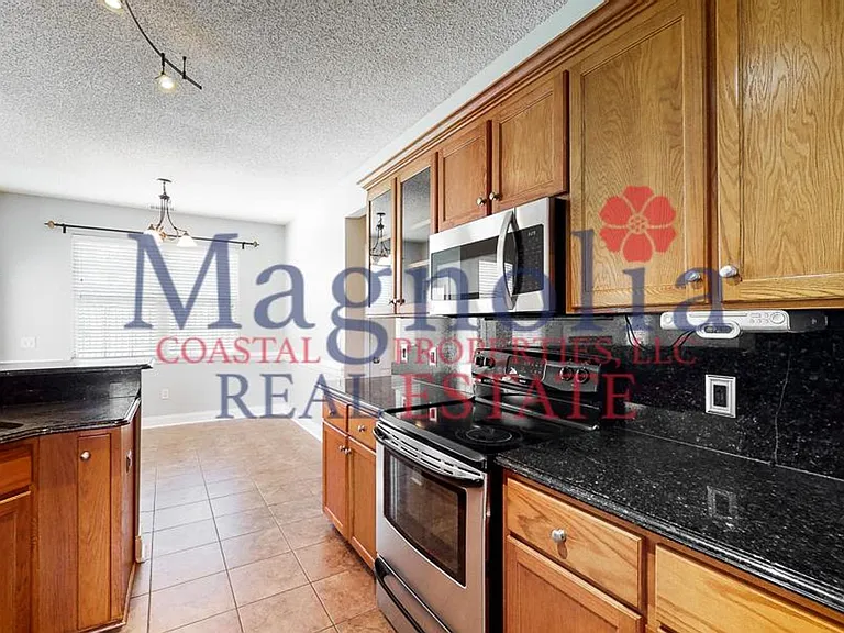 695 E Bristol Way — Photo 9