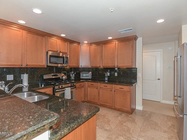 21320 N 56th St #2085 — Photo 13