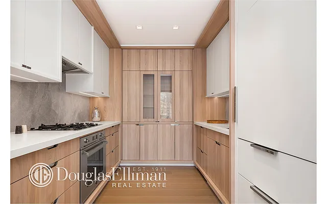 Sold by Douglas Elliman | media 4