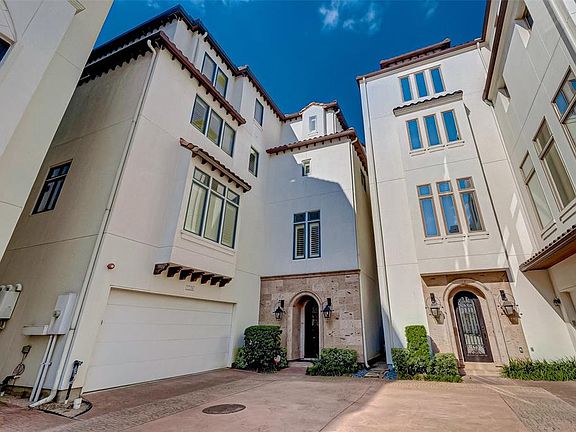 2nd image of 5206 Calle Cordoba Pl