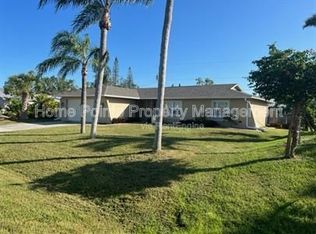 8174 Winged Foot Dr, Fort Myers, FL 33967
