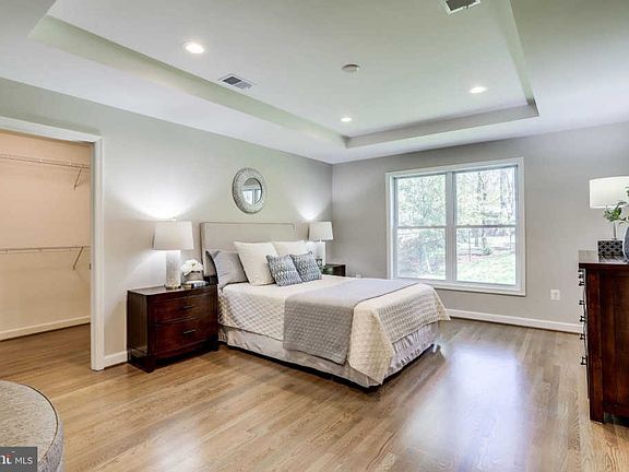 4th image of 9228 Brian Dr