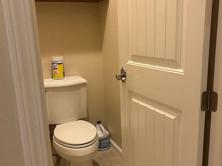 7668 Galloway Ct — Photo 9