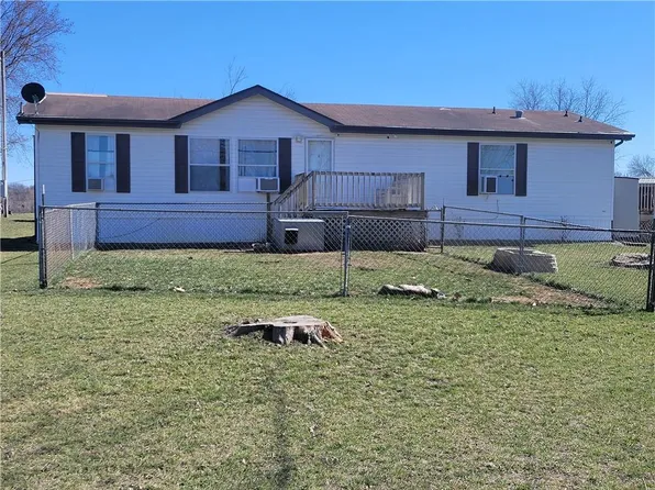 1951 Doty School Rd, Bates City, MO 64011