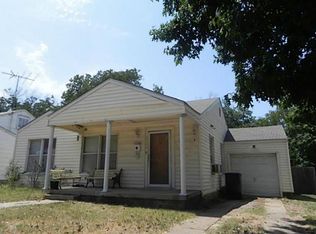 2108 Crestview Dr, Fort Worth, TX 76103