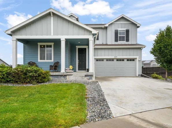 247 S Scottsburg Court, Aurora, CO 80018