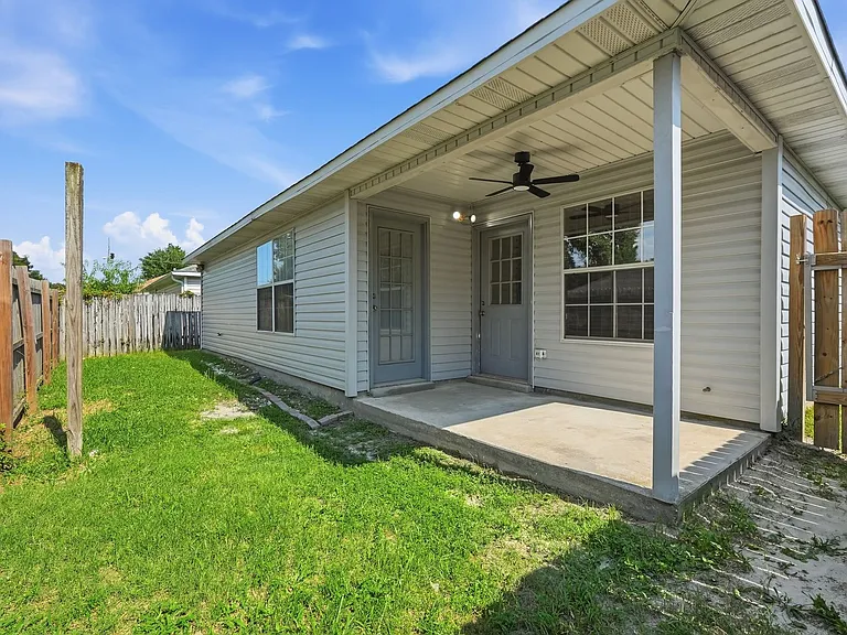 955 Pacific Silver Ct — Photo 32