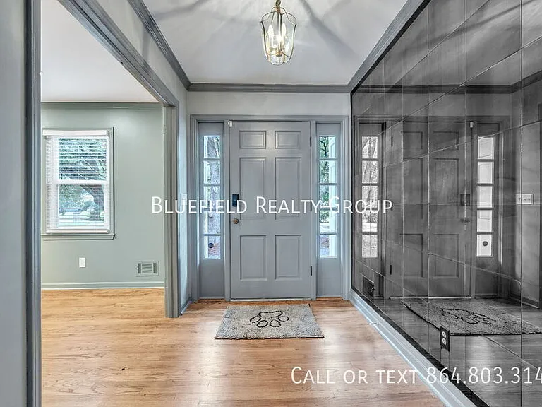 140 Windsor Point Rd — Photo 3