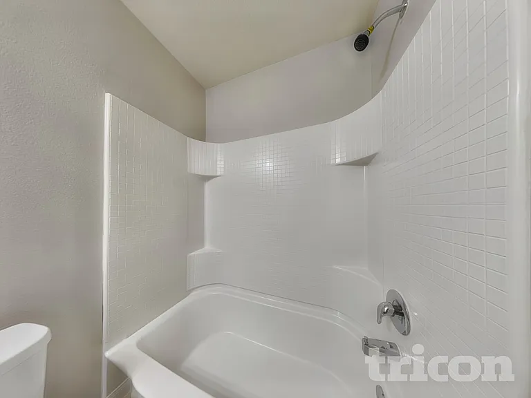 22719 Klingamans Way — Photo 14