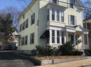 432 Park Ave, Woonsocket, RI 02895