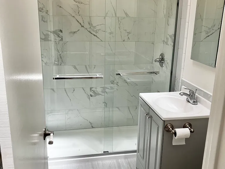 420 20th Ave #9 — Photo 6