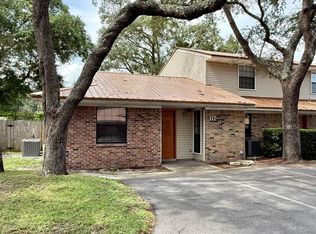 117 Classic Ct, Fort Walton Beach, FL 32548