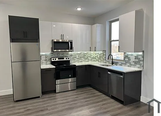 1003 W Dauphin St #4