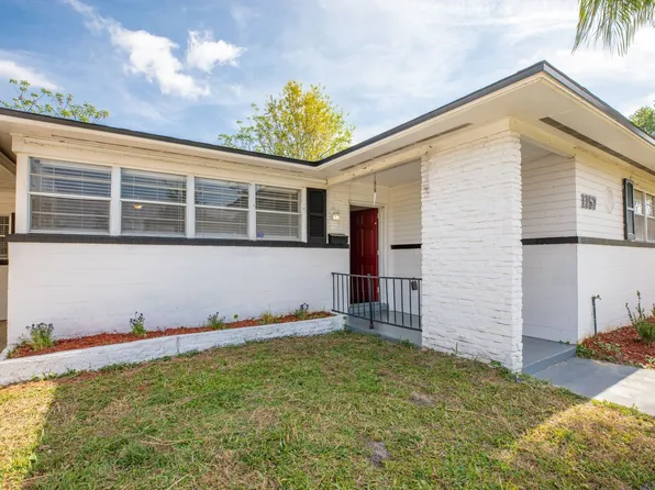 1157 Gunka Rd, Jacksonville, FL 32216
