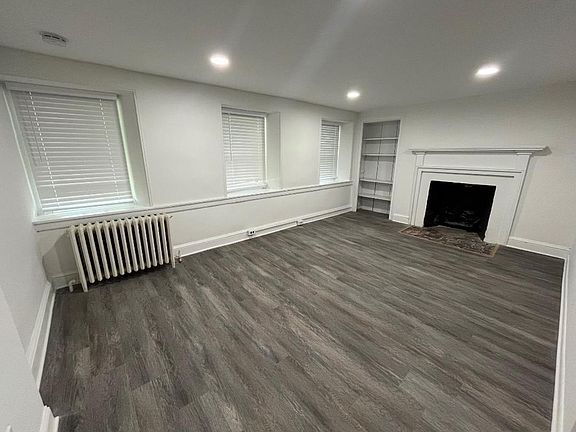 5th image of 4 E Germantown Pike Unit 3
