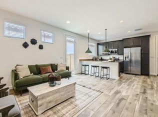 12303 W Vista Ave, Glendale, AZ 85307