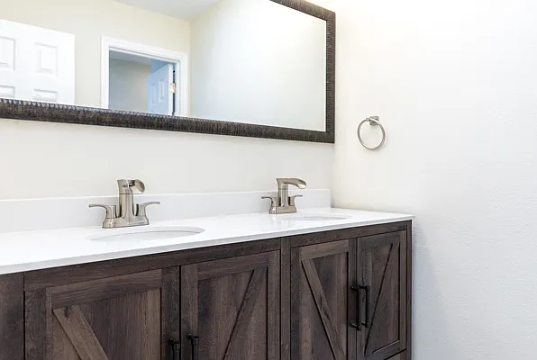 321 Ferdinand Dr — Photo 8